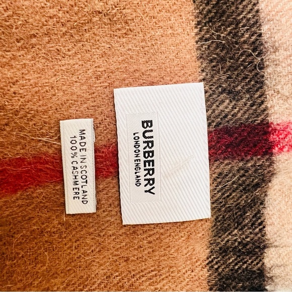 Burberry Classic Check Scarf in Brown and Tan. Excellent condition - Picture 3 of 8
